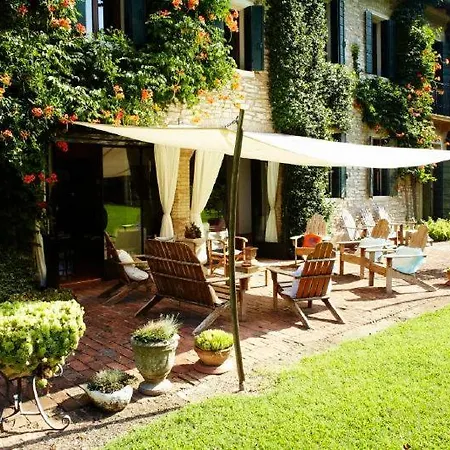 Bastia Sleeps 9 Pool Wifi T737706 别墅